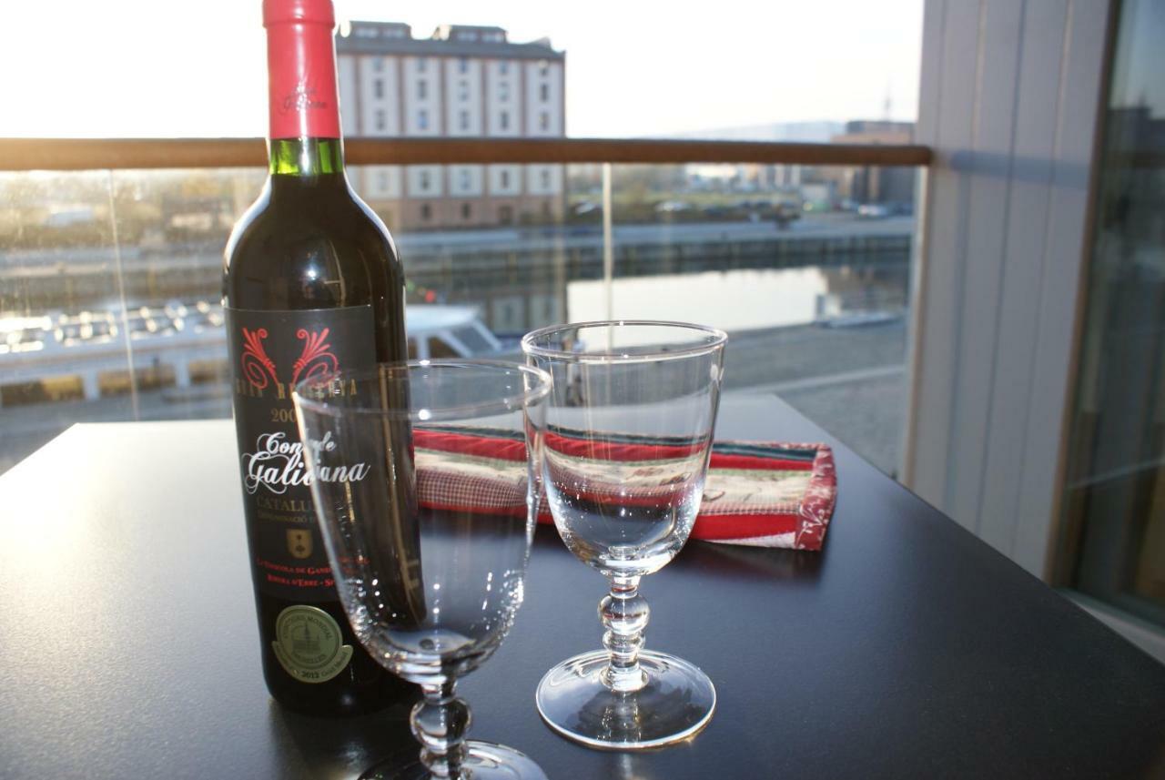 Kaikante Mit Meerblick, Balkon & Parkplatz Am Hafen - Abc155 By Abcwismar Bagian luar foto